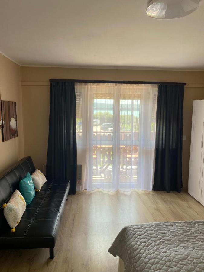 Sunset Beach Apartman Balatonfůzfő Dış mekan fotoğraf